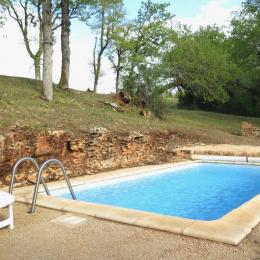 piscine privée - Location de vacances - Blanquefort-sur-Briolance