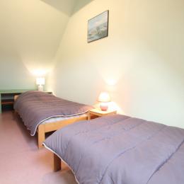 Chambre 2 lits à l'étage - Location de vacances - Omonville-la-Rogue