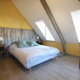 Chambre double au 3ème niveau - Location de vacances - Saint-Vaast-la-Hougue