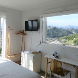 Chambre avec vue panoramique sur les montagnes - Location de vacances - Cagnes-sur-Mer