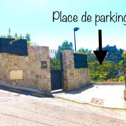 Parking, Villa Nidou, Èze, Côte d'Azur - Location de vacances - Èze
