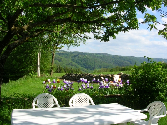 le jardin - Location de vacances - Châteauneuf-les-Bains