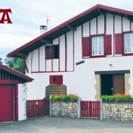 Location d'une maison typique Pays Basque - Location de vacances - Mendionde