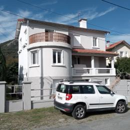 Situé au 1er étage de la maison avec balcon terrasse - Location de vacances - Argelès-Gazost