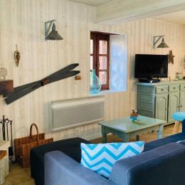 Pièce de vie - Espace salon - Location de vacances - Betpouey