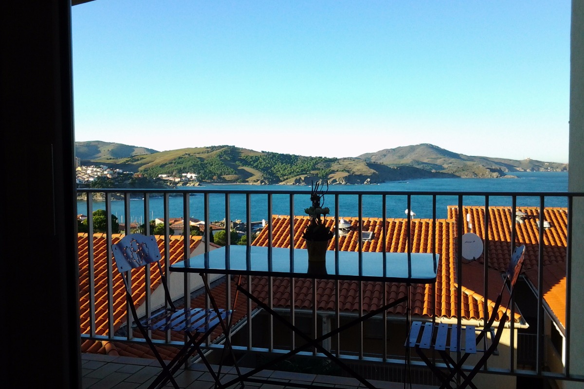 Terrasse avec mobilier de jardin et vue panoramique MER - Location de vacances - Banyuls-sur-Mer