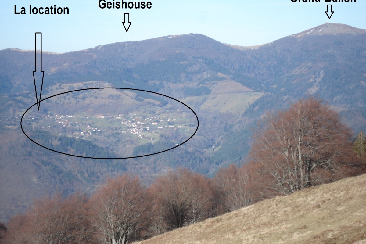 Geishouse vu depuis l'autre versant de la vallée - Location de vacances - Geishouse