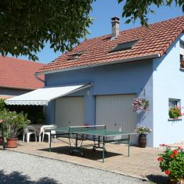 Terrasse + parking privé dans la propriété - Location de vacances - Oberhergheim