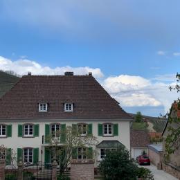 La maison au pied de l'ancien château des Ducs de Lorraine et le Haut Koenigsbourg - Location de vacances - Saint-Hippolyte