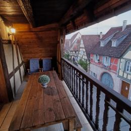 balcon coin repas - Location de vacances - Beblenheim