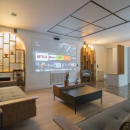Suite Carnot  : appartement basée sur la place Bellecour et Confluence à Lyon 2 - Location de vacances - Lyon