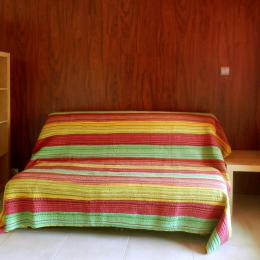 Canapé lit 160 - Location de vacances - Salavas