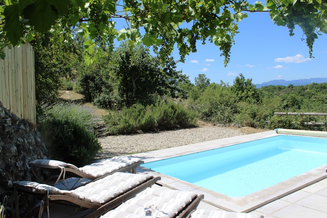 Le Vallon des Etoiles - gite de caractère pour 2 personnes avec piscine privée - Location de vacances - Lussas
