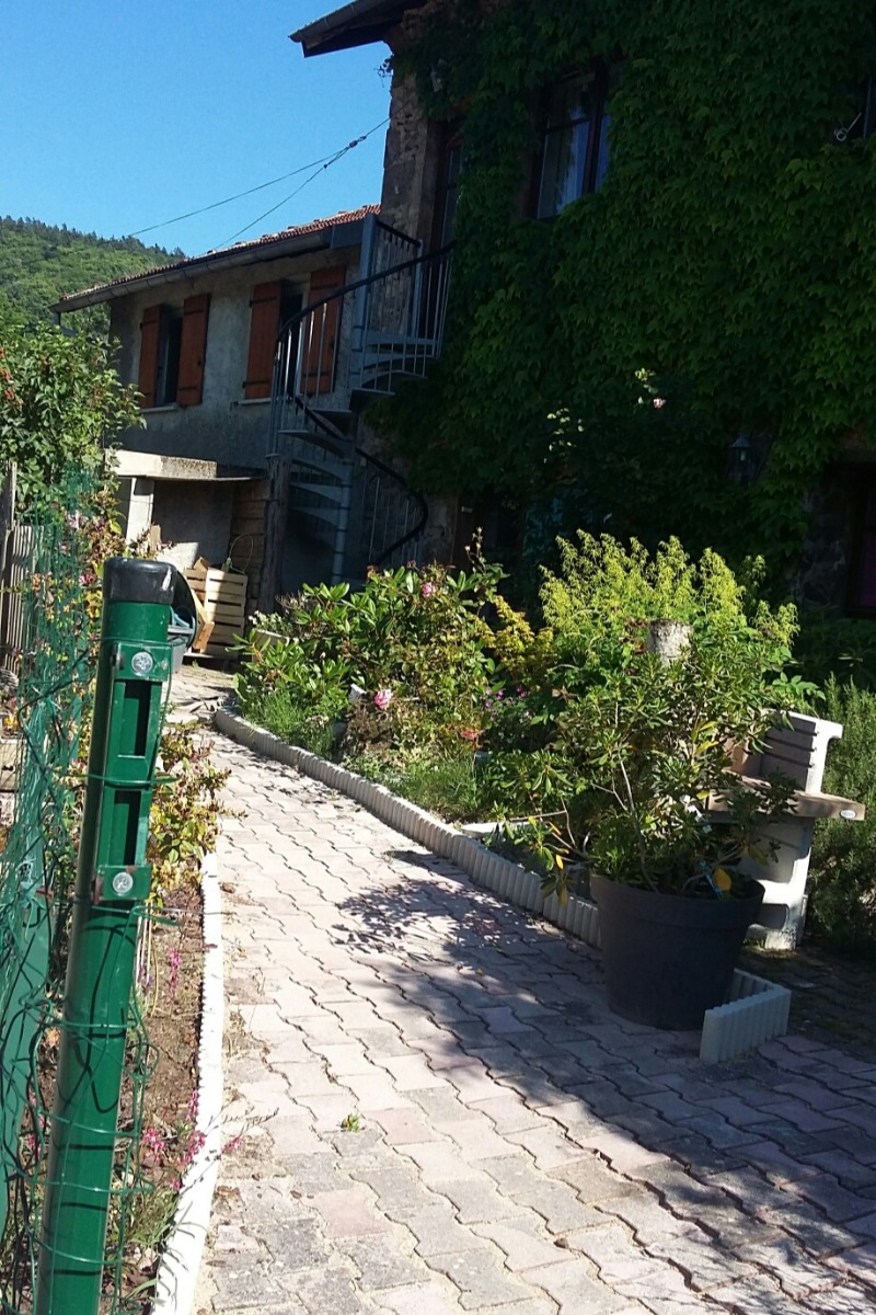 la nouvelle terrasse juin 2021  - Chambre d'hôtes - Gilhoc-sur-Ormèze