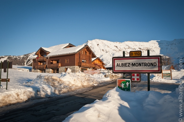OURS 4 Appartement de montagne grande capacité avec piscine en Savoie  - Location de vacances - Albiez-Montrond