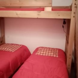 2 lits simples pouvant se rapprocher et un lit en mezzanine de 90 - Location de vacances - Les Saisies