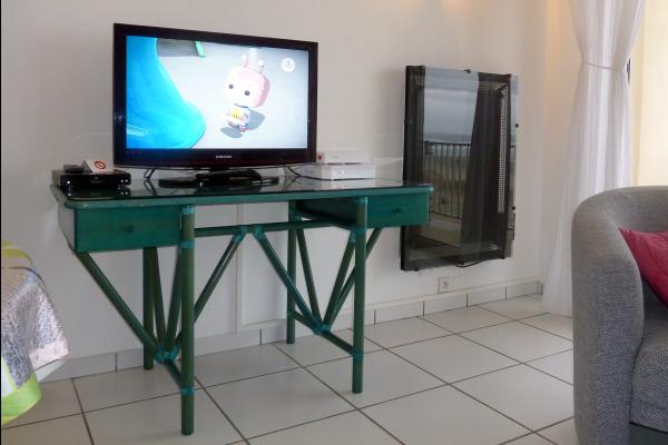 TV ECRAN PLAT + WIFI - Location de vacances - Fort-Mahon-Plage