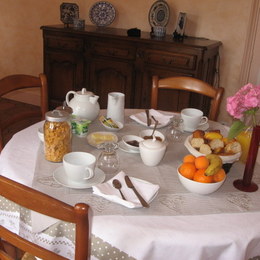Petit déjeuner - Rabastens - Tarn - - Chambre d'hôtes - Rabastens