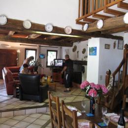 Vue salon de la salle à manger - Tarn - Venes - Albi - Castres - Location de vacances - Vénès