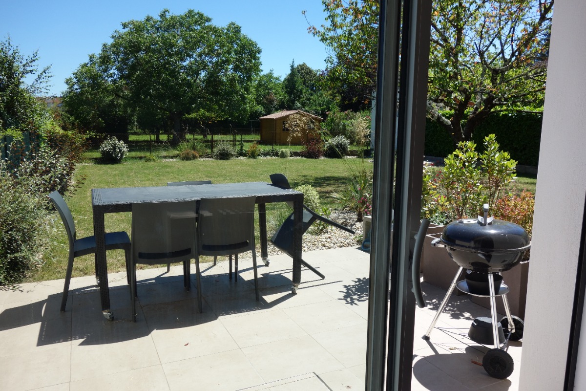 terrasse et vue jardin - Location de vacances - Albi