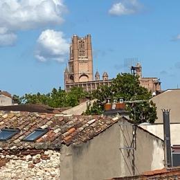 Appartement  5 personnes vue Cathédrale Sainte Cécile Albi dans le Tarn en Midi-Pyrénées région Occitanie - Location de vacances - Albi