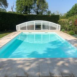 Gîte avec piscine 12 personnes entre Castres et Albi dans le Tarn en Midi-Pyréénes, région Occitanie - Location de vacances - Vénès