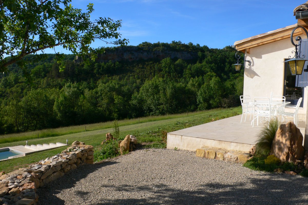Gîte avec piscine chauffée à Saint Antonin Noble Val, location de vacances à SaintAntoninNoble Gîte avec piscine chauffée à Saint Antonin Noble Val, location de vacances à SaintAntoninNoble