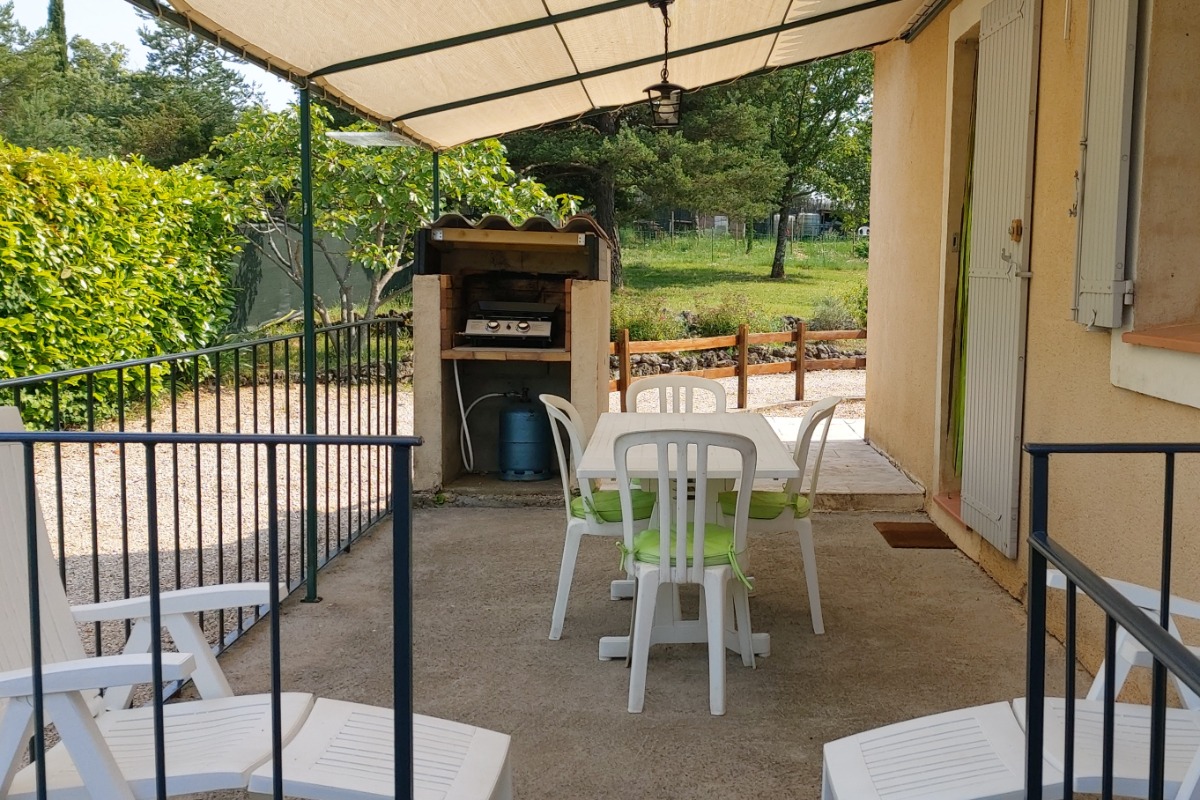 La terrasse sans vis-à-vis, La Bastide des Oliviers, Artignosc sur Verdon, Var - Location de vacances - Artignosc-sur-Verdon