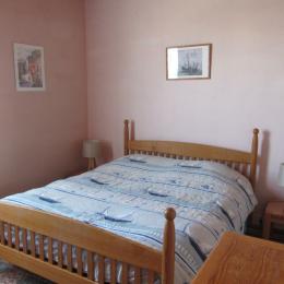 Chambre avec un lit en 140 - Location de vacances - L'Aiguillon-la-Presqu'île