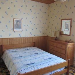 Chambre 2 avec un lit en 140 - Location de vacances - L'Aiguillon-la-Presqu'île