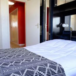 Chambre avec un lit en 140 - Location de vacances - Saint Gilles Croix de Vie