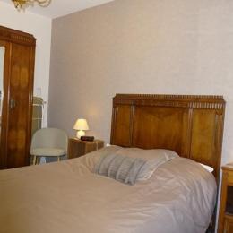 chambre lit 140 - Location de vacances - Les Sables-d'Olonne