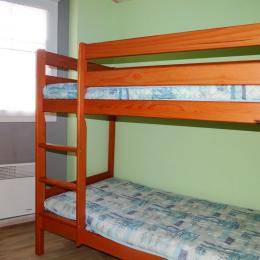 Chambre cabine 1 avec un lit en 140 - Location de vacances - Saint Gilles Croix de Vie