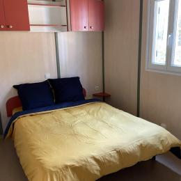 Chambre avec un lit en 140 - Location de vacances - L'Aiguillon-la-Presqu'île
