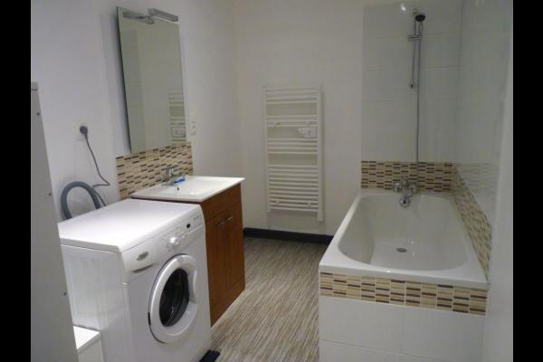 Salle de bain  - Location de vacances - Maisonnais-sur-Tardoire