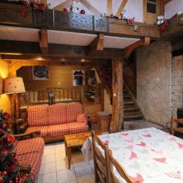 intérieur de type chalet, décoration soignée, cocooning, chaleureuse - Location de vacances - Gérardmer