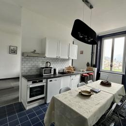 Cuisine - Le Domaine de Granit - Appartement Bleu - Location de vacances - Plainfaing