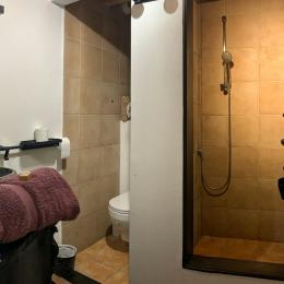 salle de bain chambre BARAIL - Location de vacances - Lasserre