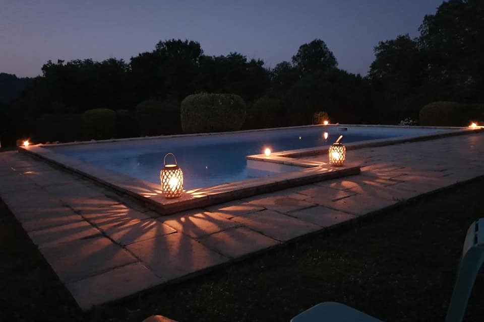 La piscine de nuit - Chambre d'hôtes - Rieucros